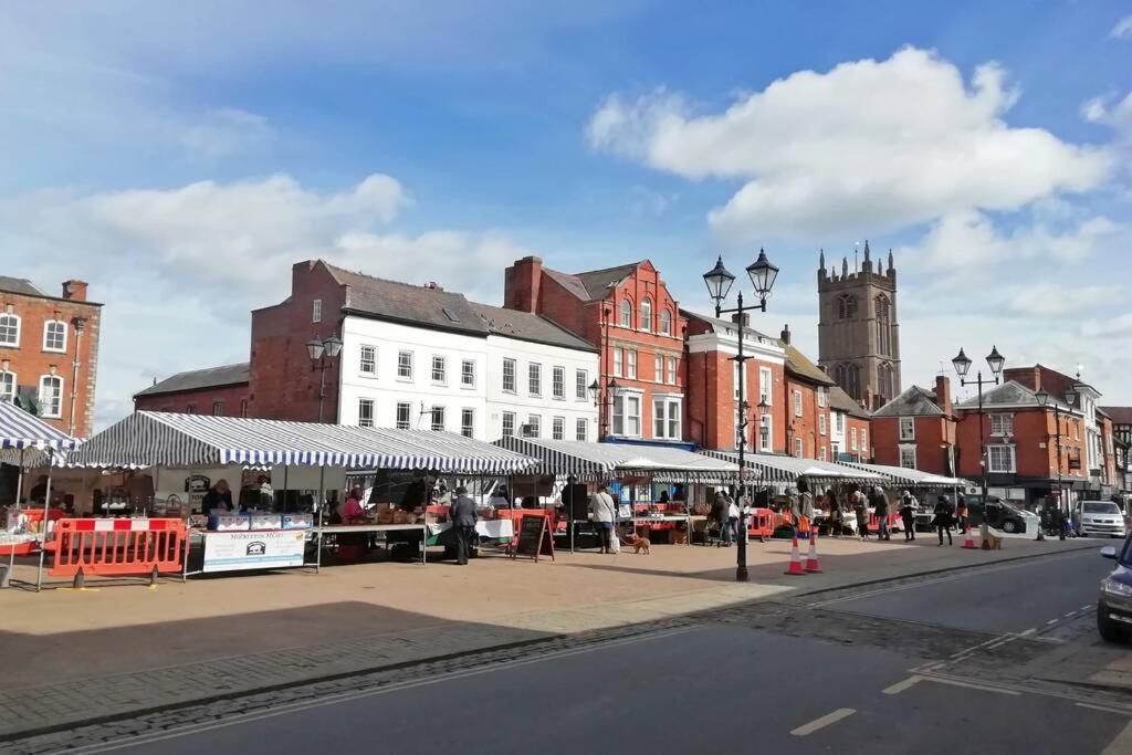 Cosy, Elegant Apartment In Heart Of Ludlow Town 외부 사진